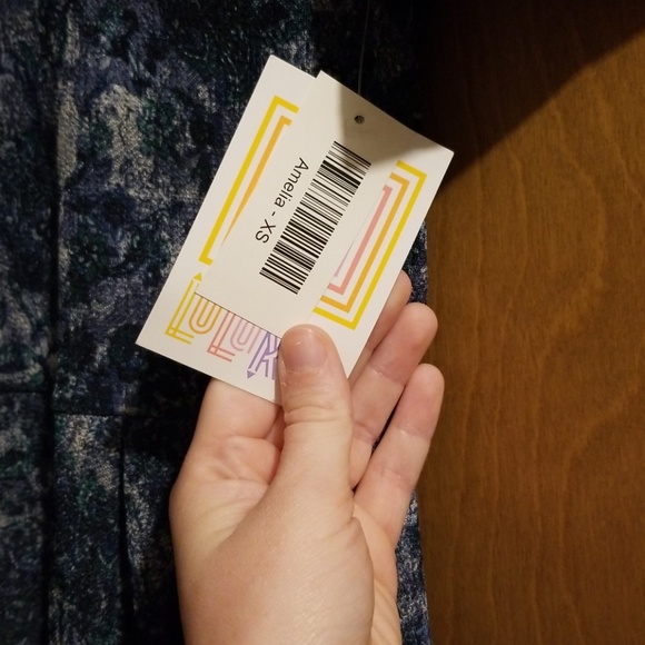 Lularoe Amelia Blue Mottled Sz XS NWT - Picture 2 of 3